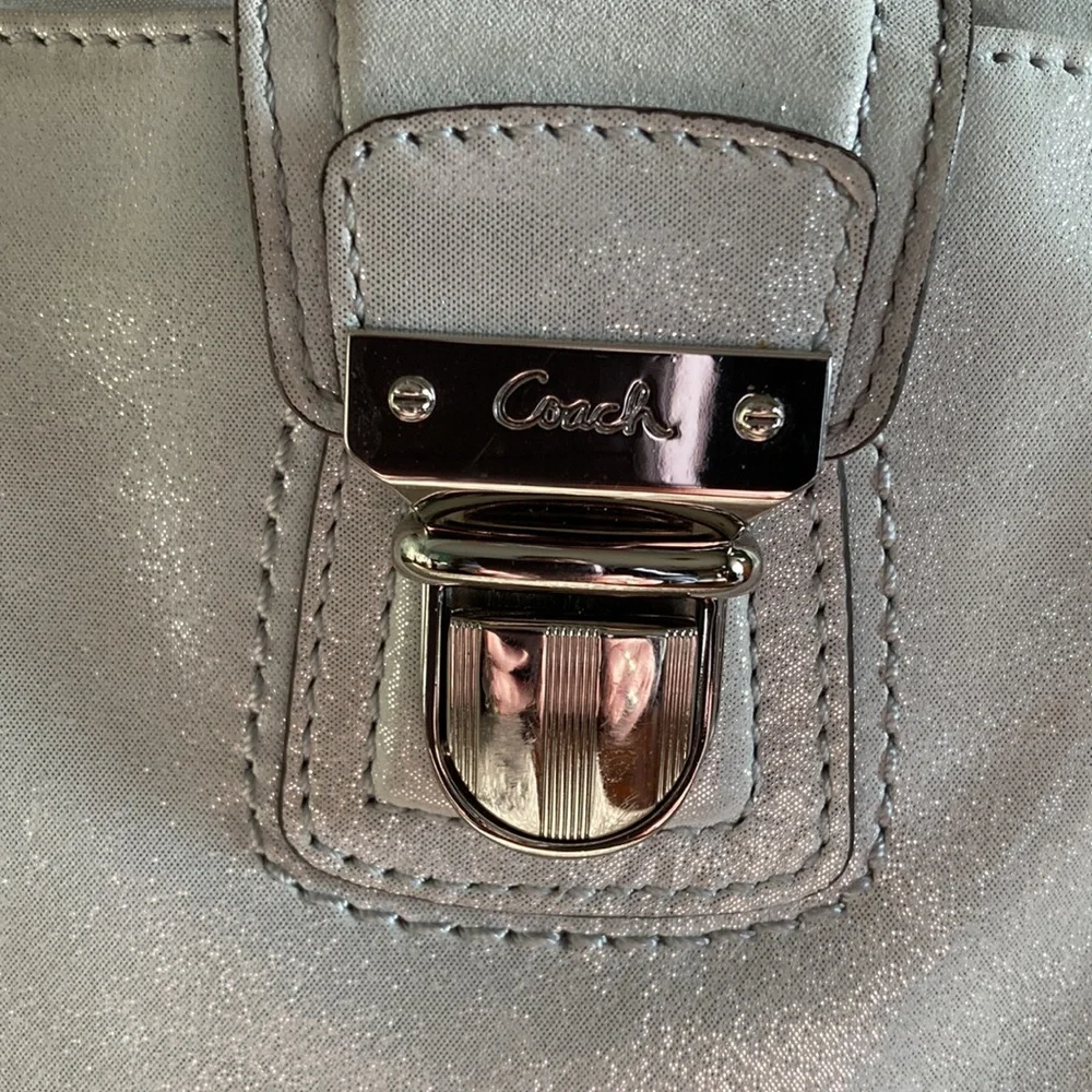 Coach EUC Lurex Silver & Shimmery White Crossbody Bag with satin Legacy lining. - Picture 3 of 13